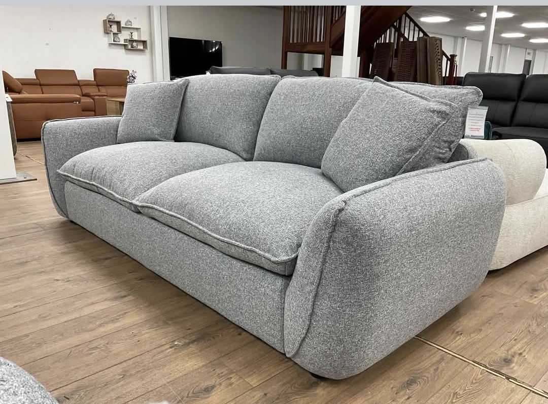 Screenshot_20251130_003445_Gallery