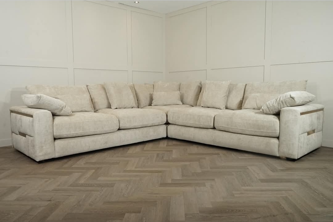 Screenshot_20251130_015700_Facebook