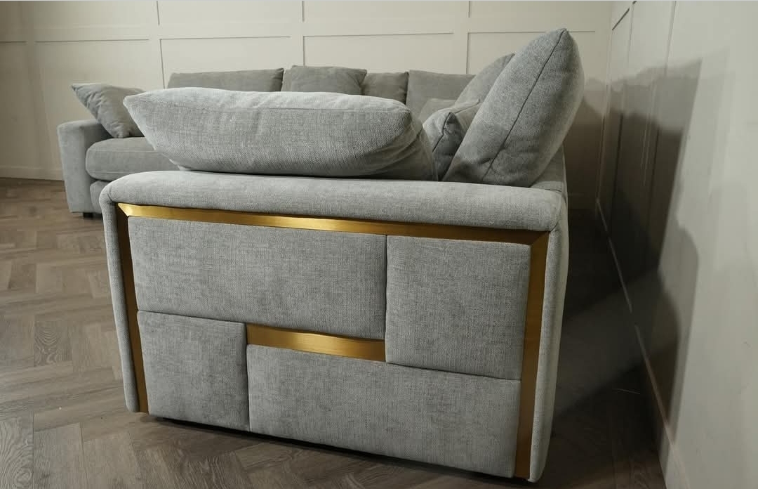 Screenshot_20251130_015719_Facebook