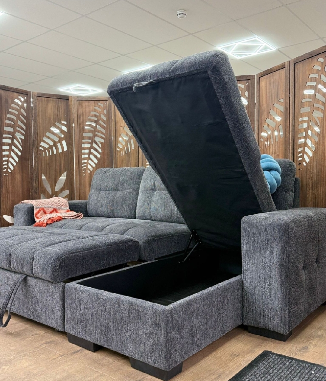 Screenshot_20260110_225427_WhatsAppBusiness