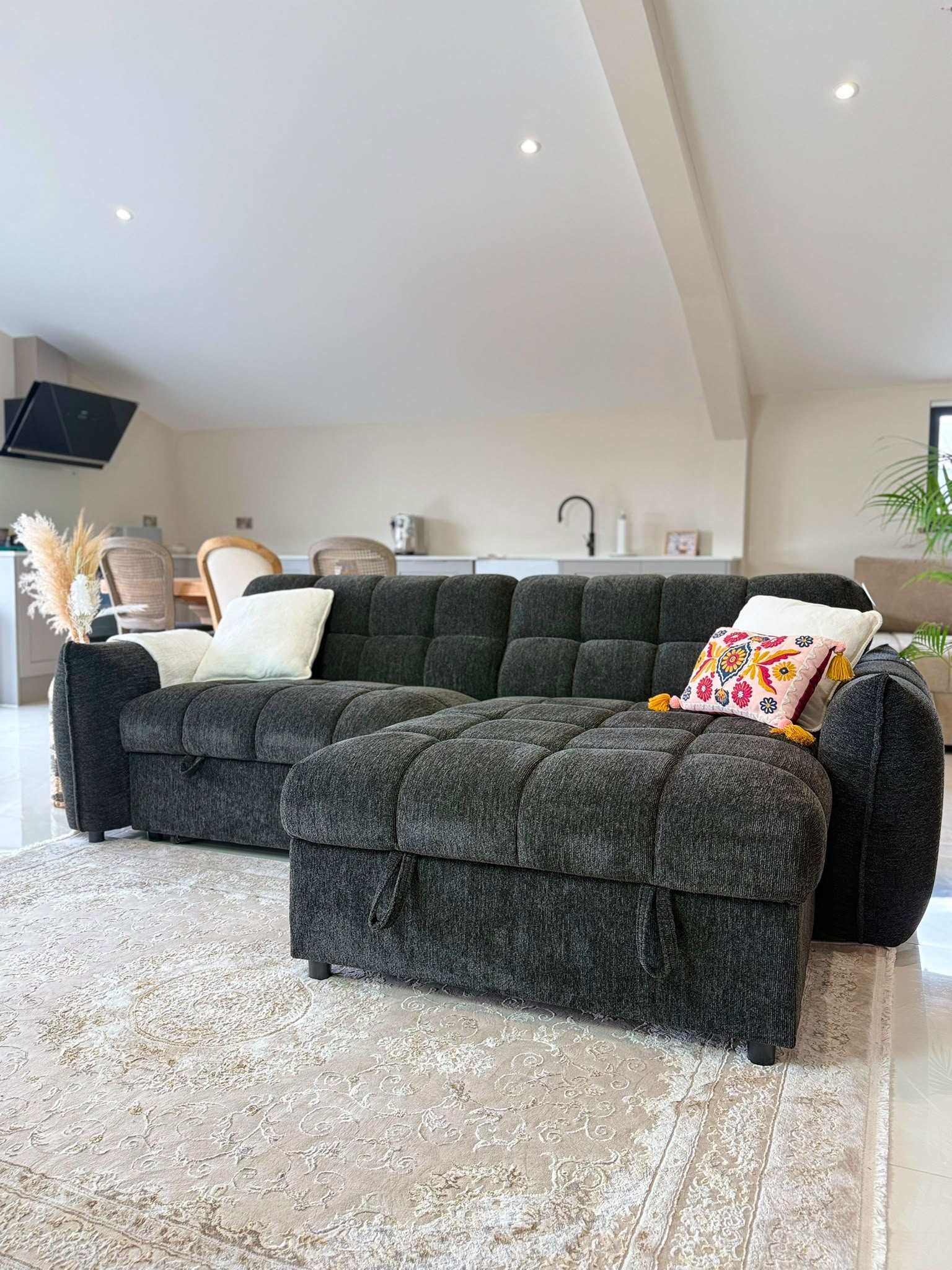 Florida Universal Corner sofa  Pulls out into a Sofabed - Cinema sofa  Colours in Grey, Black and Blue